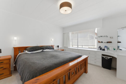 Home, Income & Sea Outlook