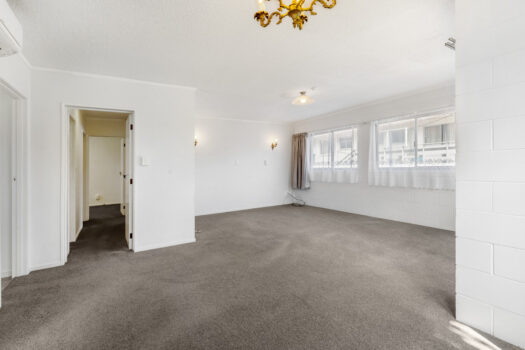 Affordable Living, Solid Central & No Body Corp