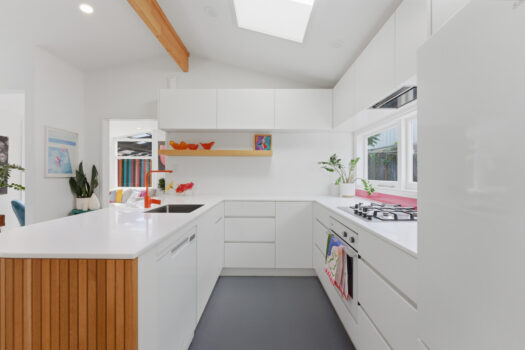 Vibrant Beach Retreat Nestled in Nature