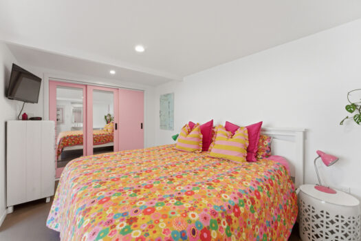 Vibrant Beach Retreat Nestled in Nature