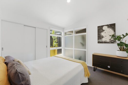 Vibrant Beach Retreat Nestled in Nature