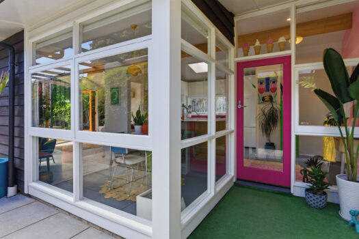 Vibrant Beach Retreat Nestled in Nature