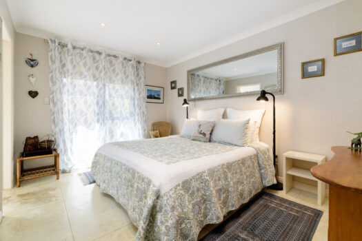 Garden Apartment, Downtown Mount