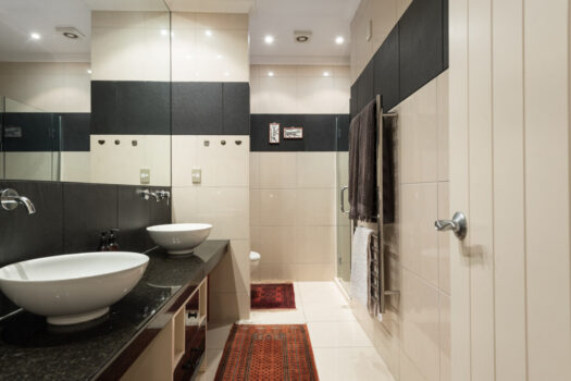 Luxury Apartment, Downtown Mount