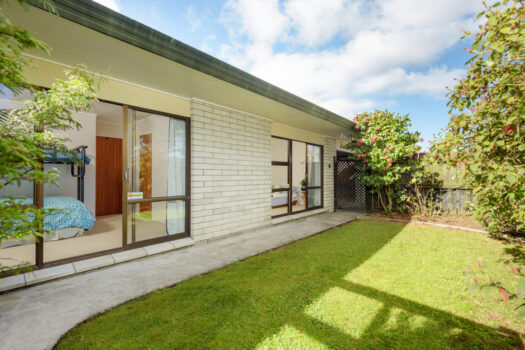Private Beach House on Full Site