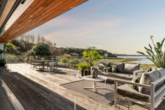 International Style, Coastal Kiwi Living