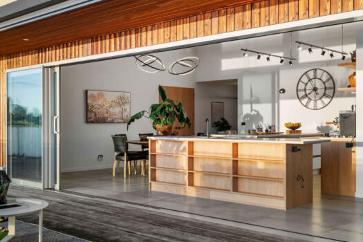 International Style, Coastal Kiwi Living