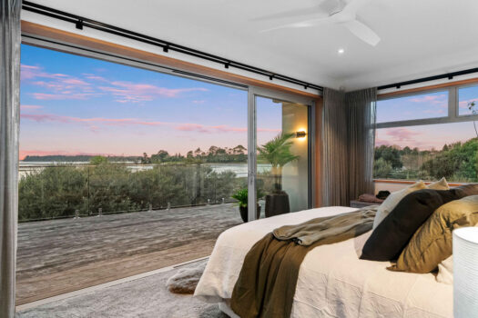 International Style, Coastal Kiwi Living