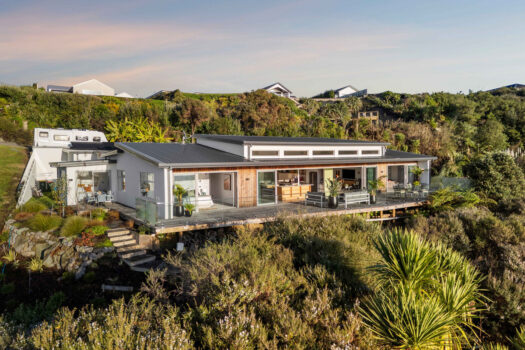 International Style, Coastal Kiwi Living