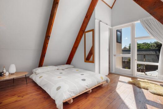 Cool 70's Beach Vibe