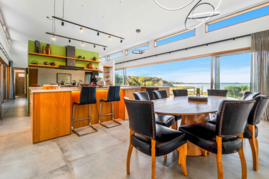 International Style, Coastal Kiwi Living