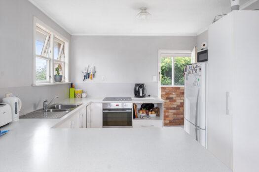 1960's Brick Beauty on 825m2