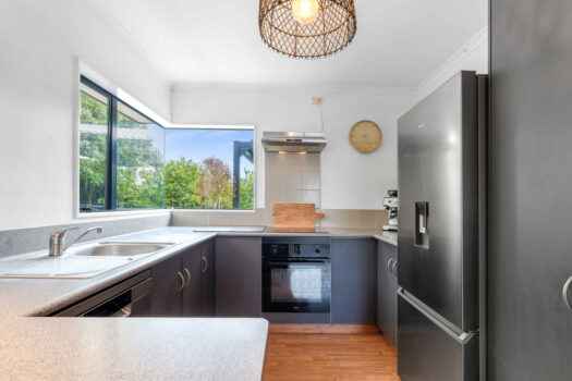 Easy Living in the Heart of Papamoa