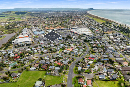 Easy Living in the Heart of Papamoa