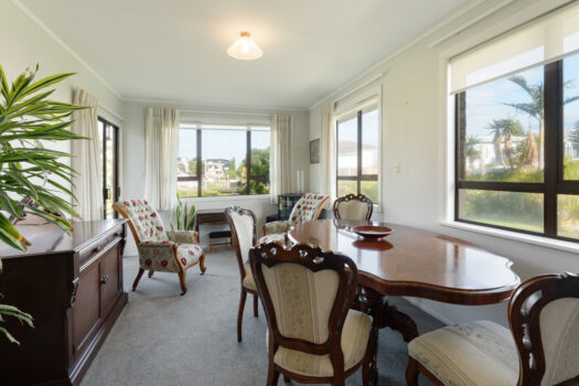 Golden Opportunity on Valley