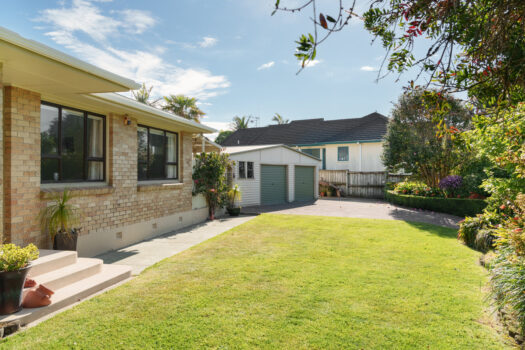 Golden Opportunity on Valley