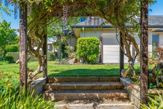 Established Elegance, Exceptional Privacy