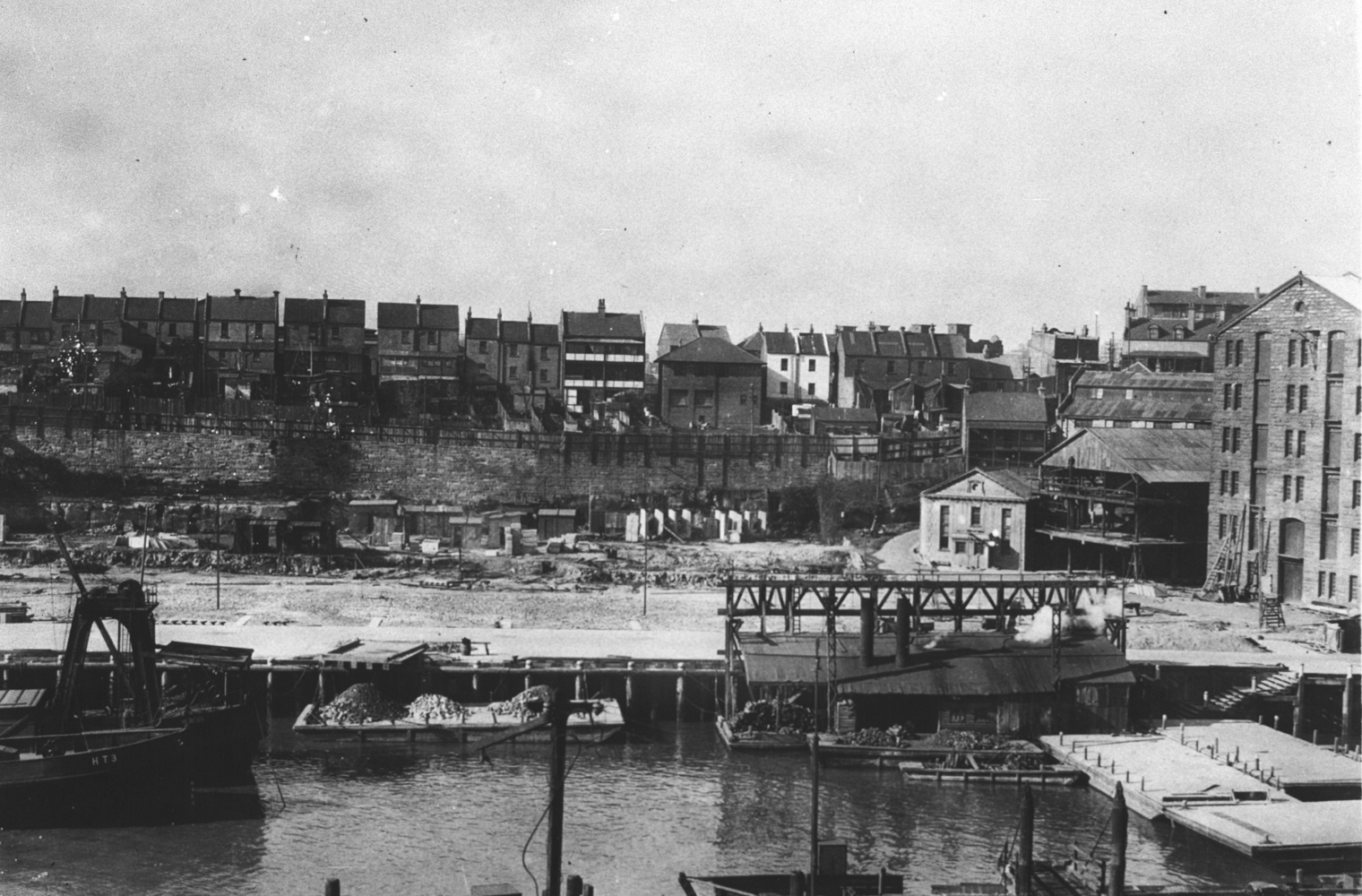 (Wharf No.25 Pyrmont, 1929. (State Library of New South Wales GPO1 – 19728)