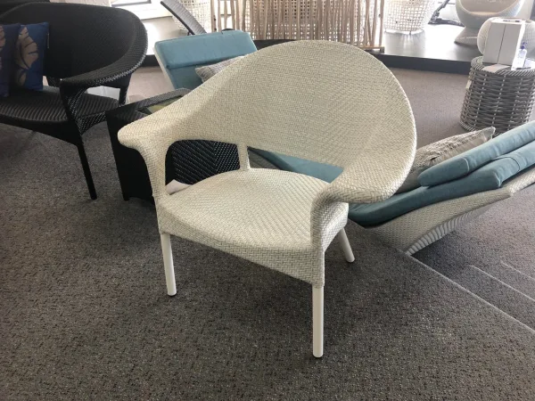 Gull Lounge Chair