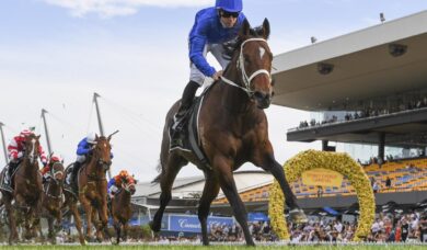 Beiwacht Smashes Record in 2025 Golden Rose Romp for Waller