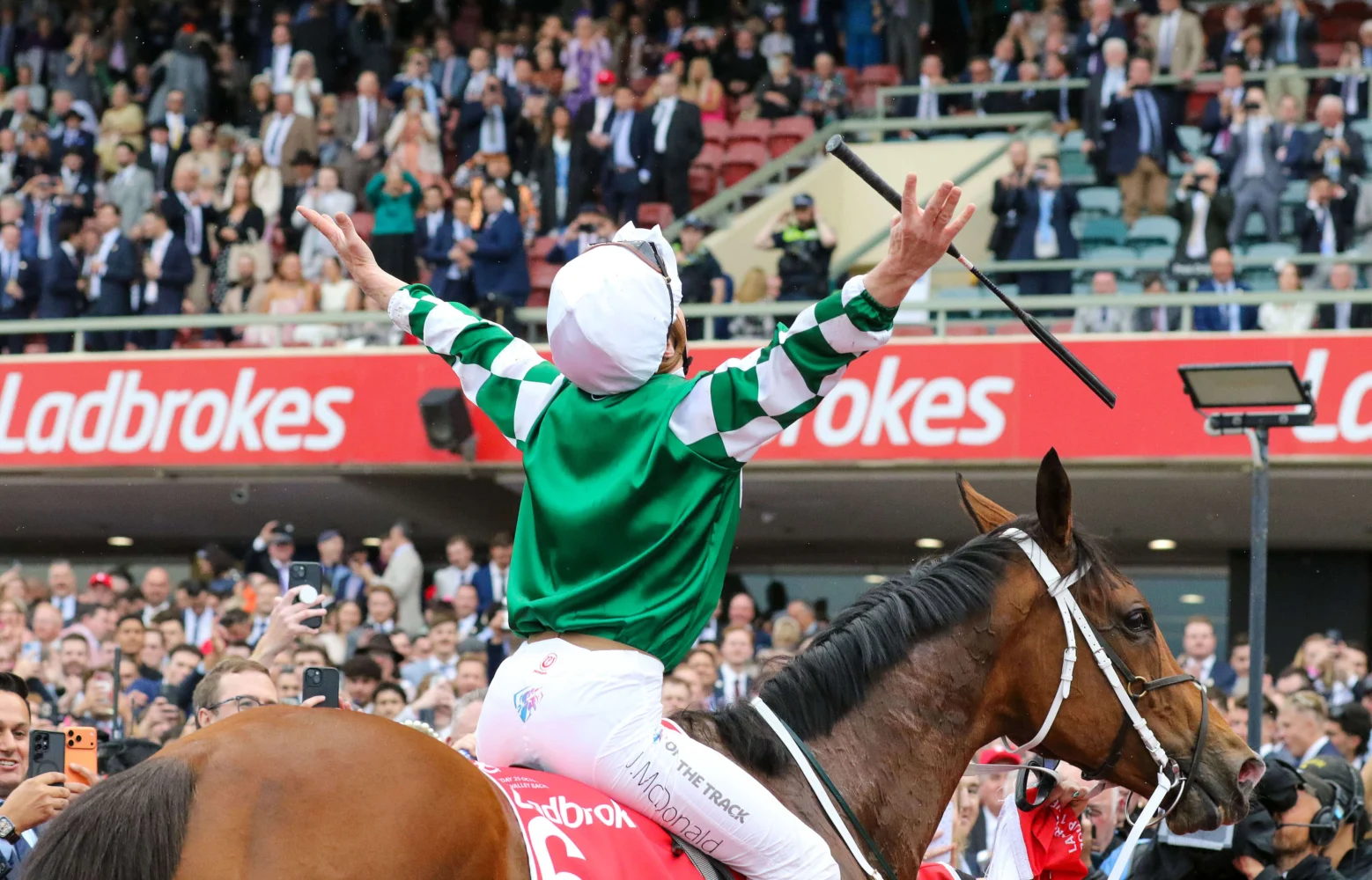 2025 Ladbrokes Cox Plate Winner Via Sistina