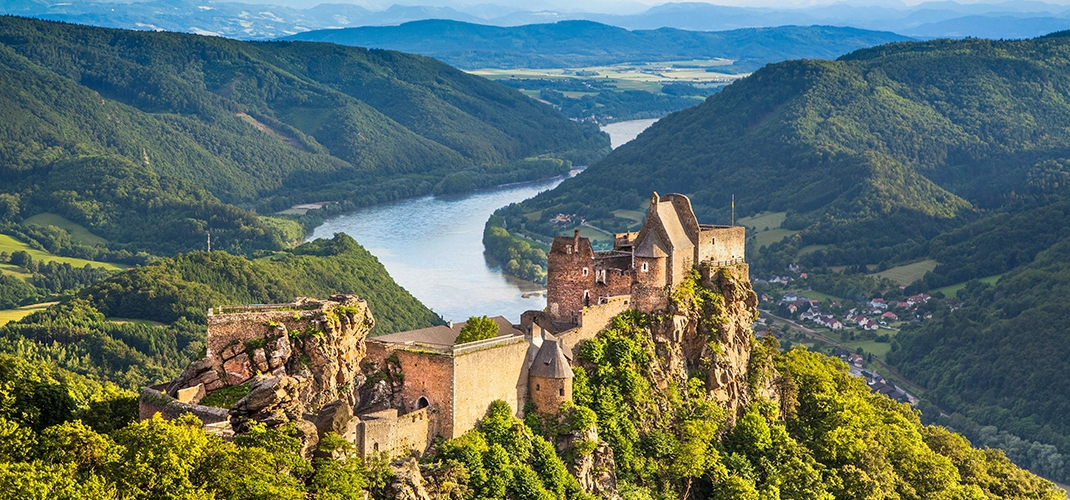 Beautiful Blue Danube and Danube Delta: Passau - Passau