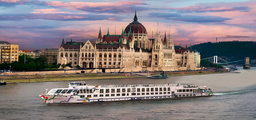 Christmas & New Year on the Danube