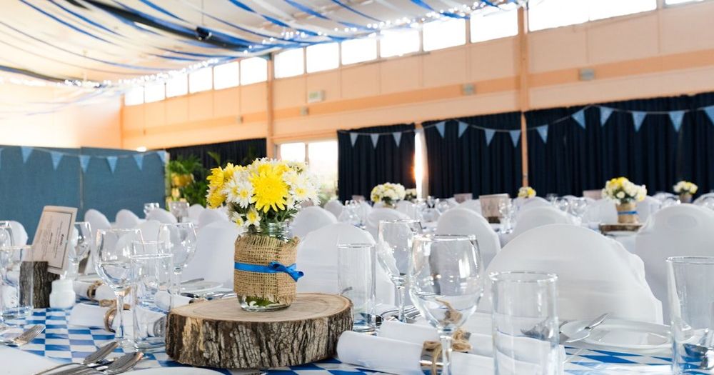 Sự kiện sang trọng với tone tím vàng – minh họa cho sự kiện đẳng cấp sử dụng Luck4You - Luck4You - quaysotrungthuong.vn