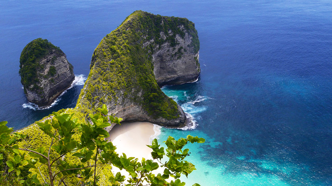 bali-cliff-pixabay