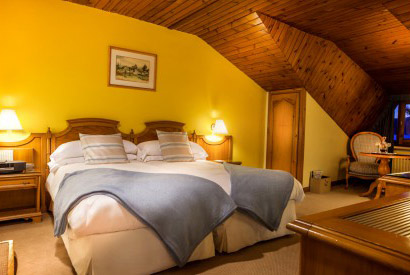 elcastell-pyreneesroom2