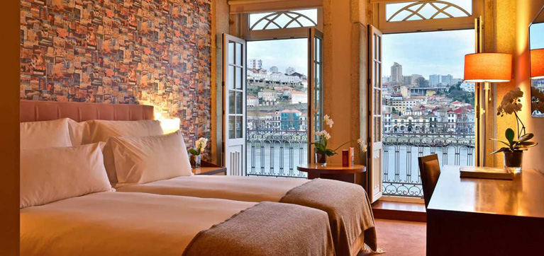 pestana-vintage-river-view-balcony