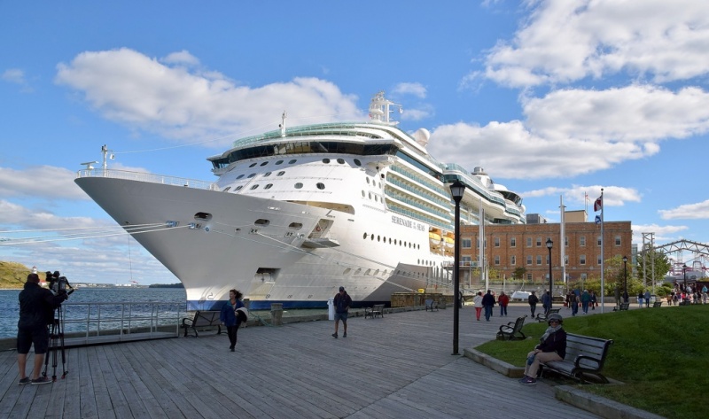 The Serenade of the Seas in Halifax | Photo: Arjan Elemendorp