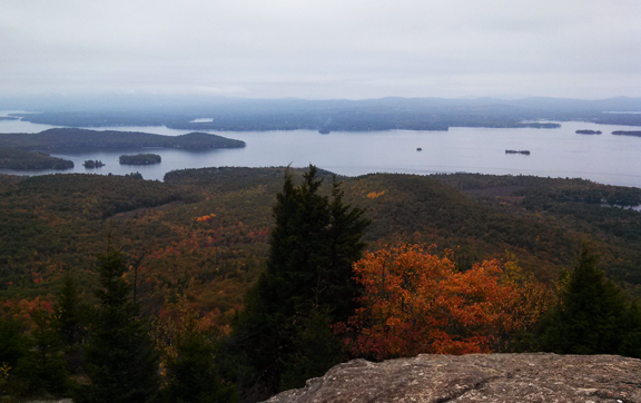 The beginnings of fall and the top of Mount Major in New Hampshire