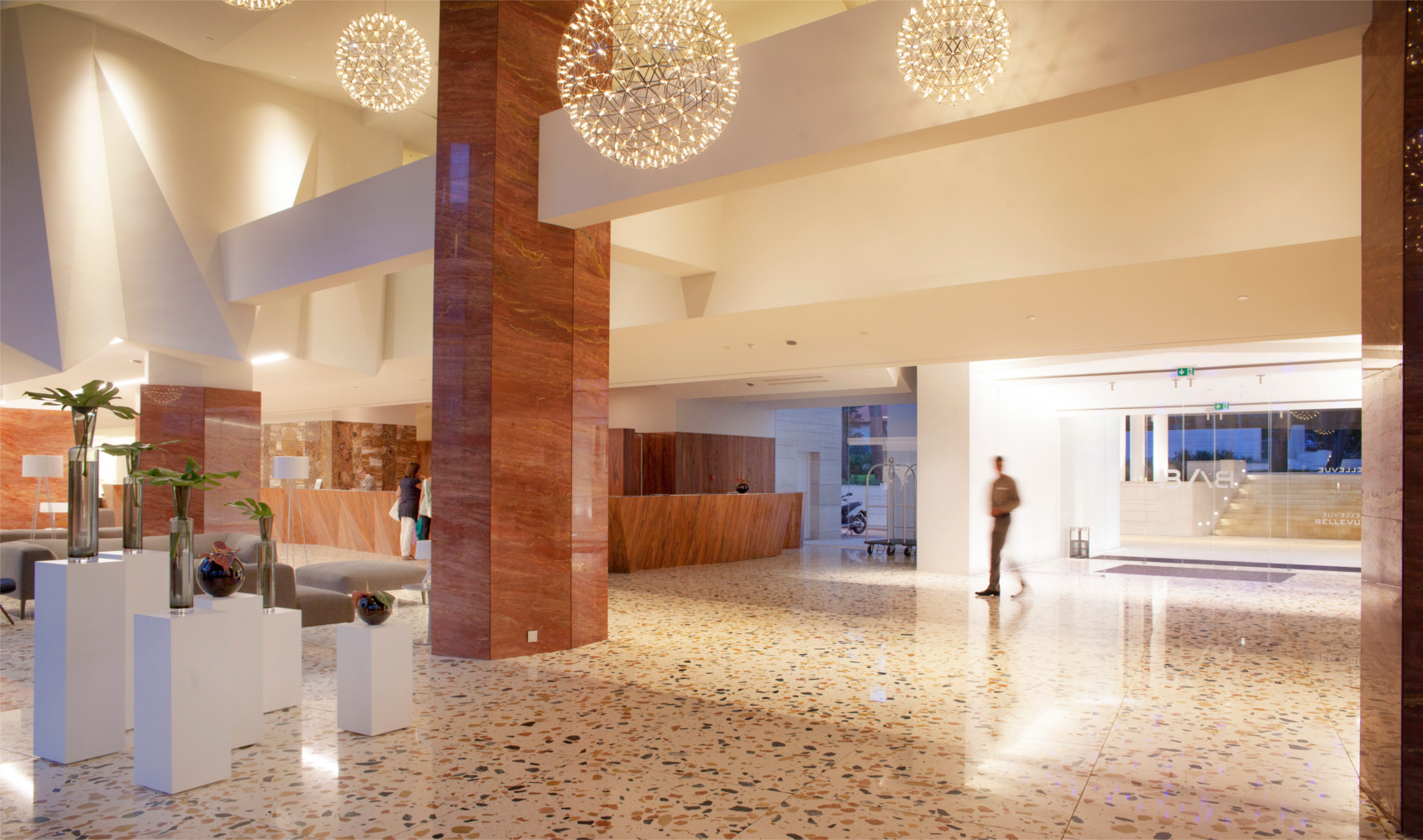 hotel_bellevue_lobby-r