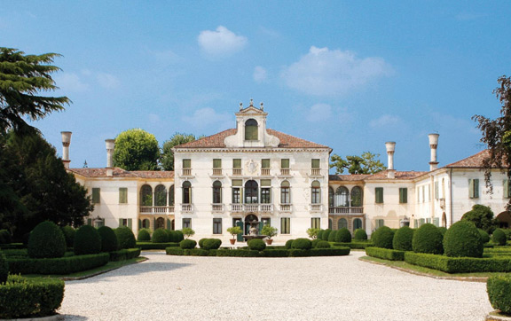 Villa Tiepolo Passi