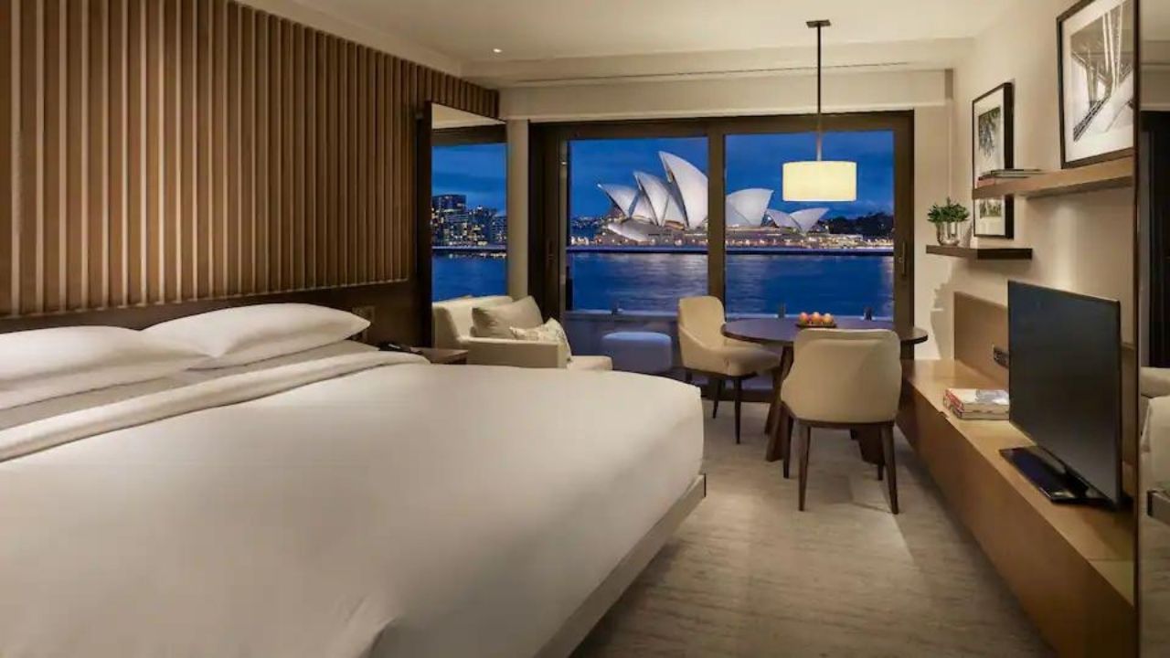 opera_view_room_park_hyatt_sydney_credit_park_hyatt_sydney_website