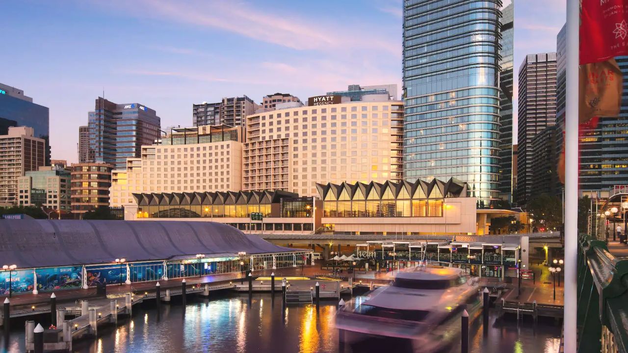 hyatt-regency-outside-credit-hyatt-regency-sydney