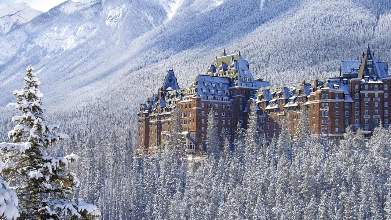 fairmont-banff-springs-canada-christmas-credit-scenic-cruises