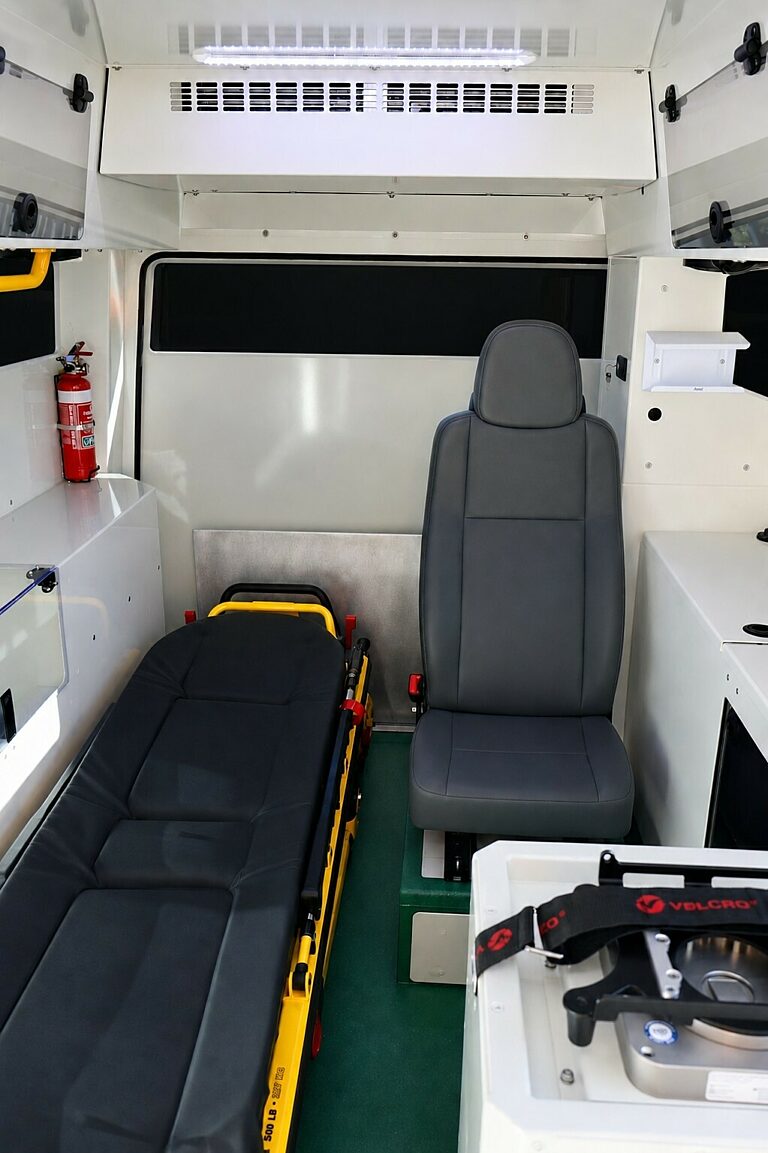 4 Ambulance 4