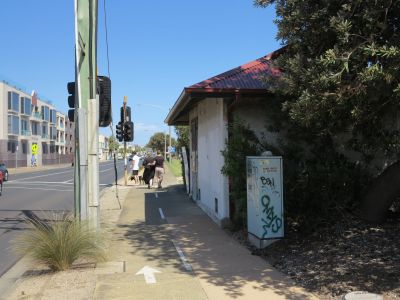 Intersection of Bay Trail with Bay Rd, Brighton