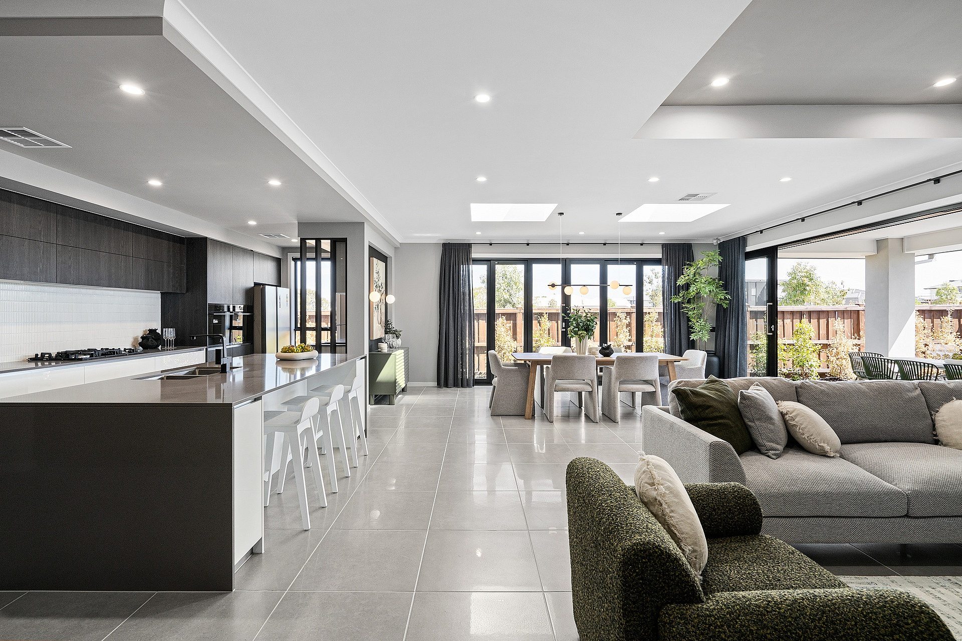 12 Gumnut Gr Donnybrook Livingand Dining2