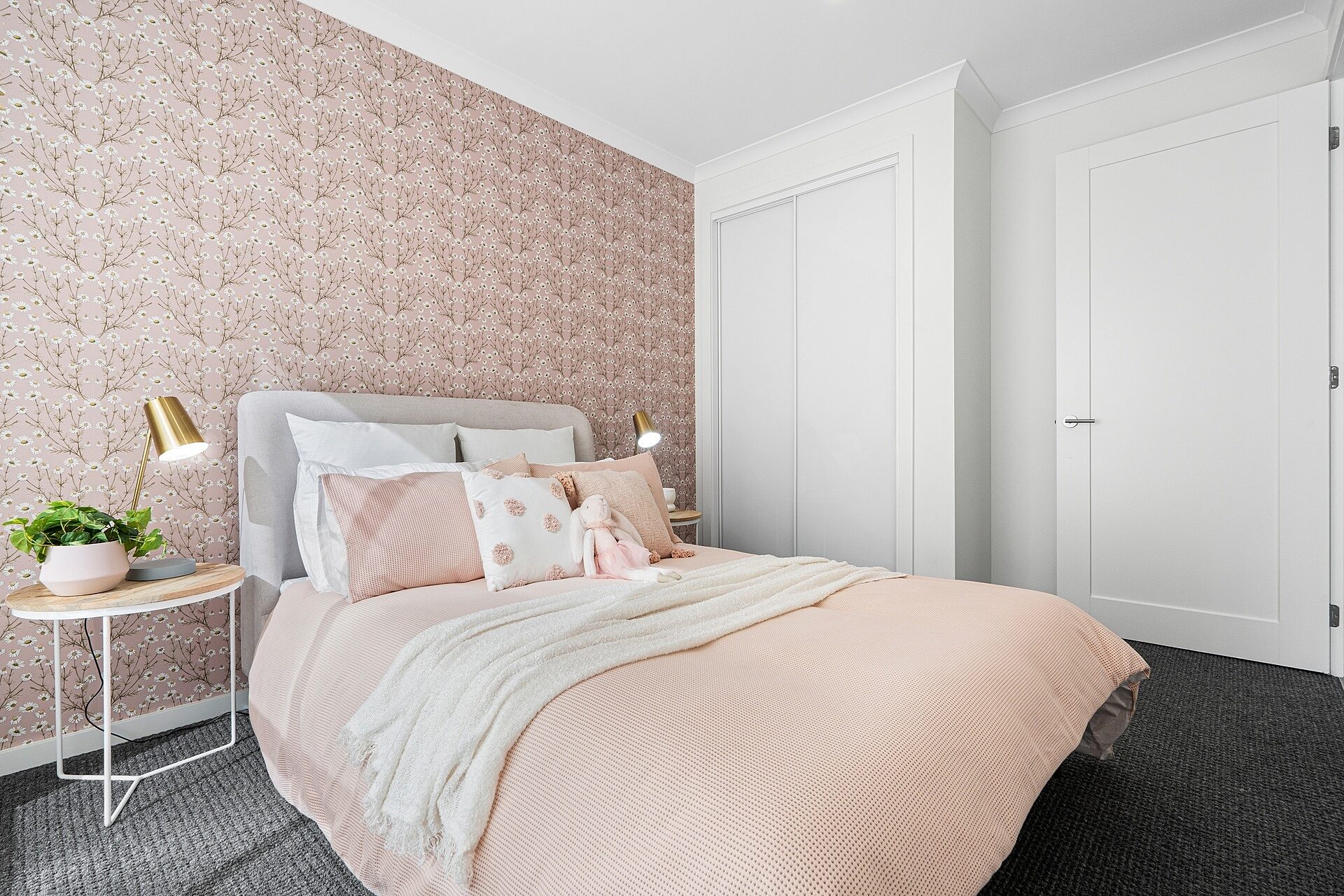 Bedroom The Louisiana Aintree 2