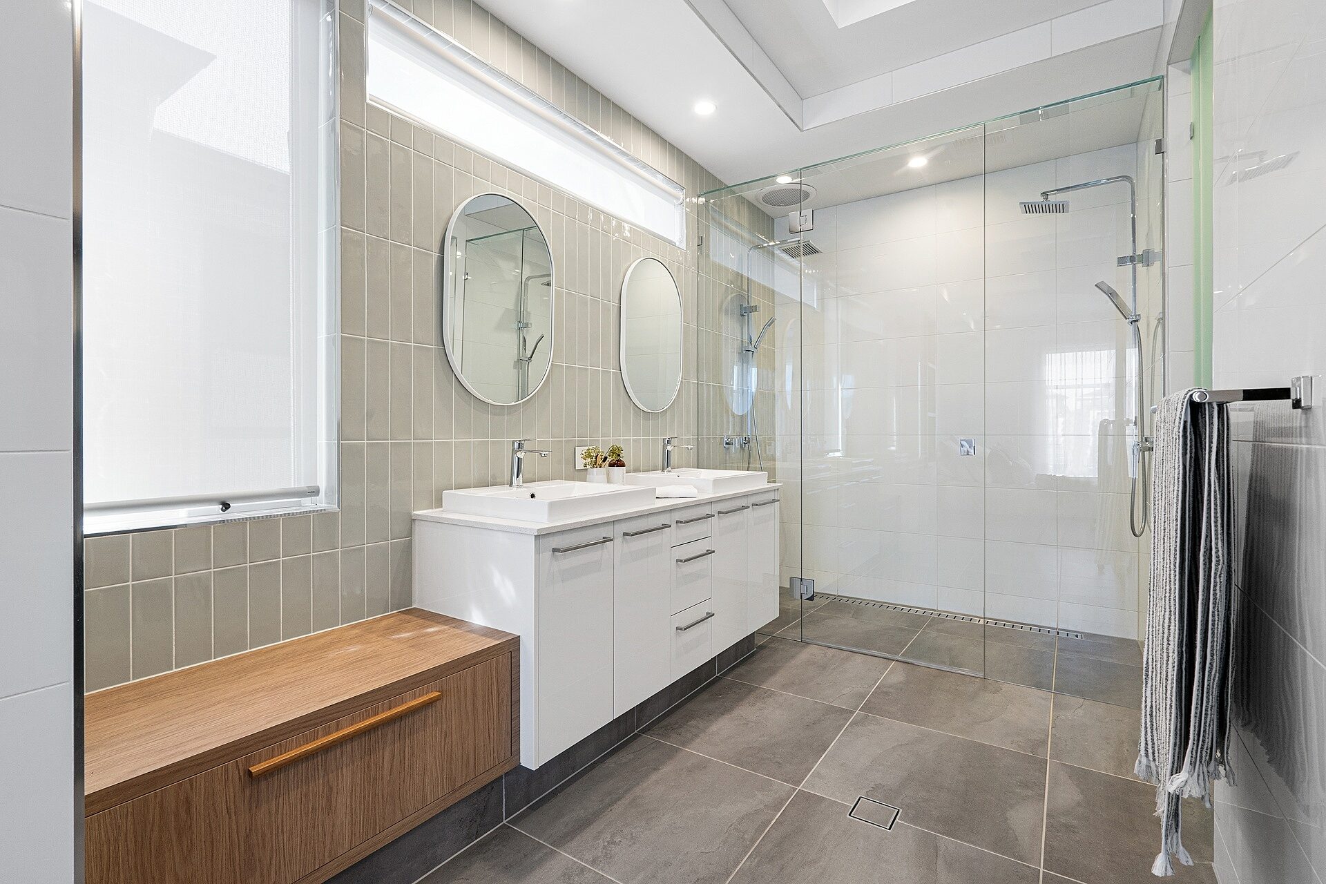 Ensuite The Louisiana Aintree