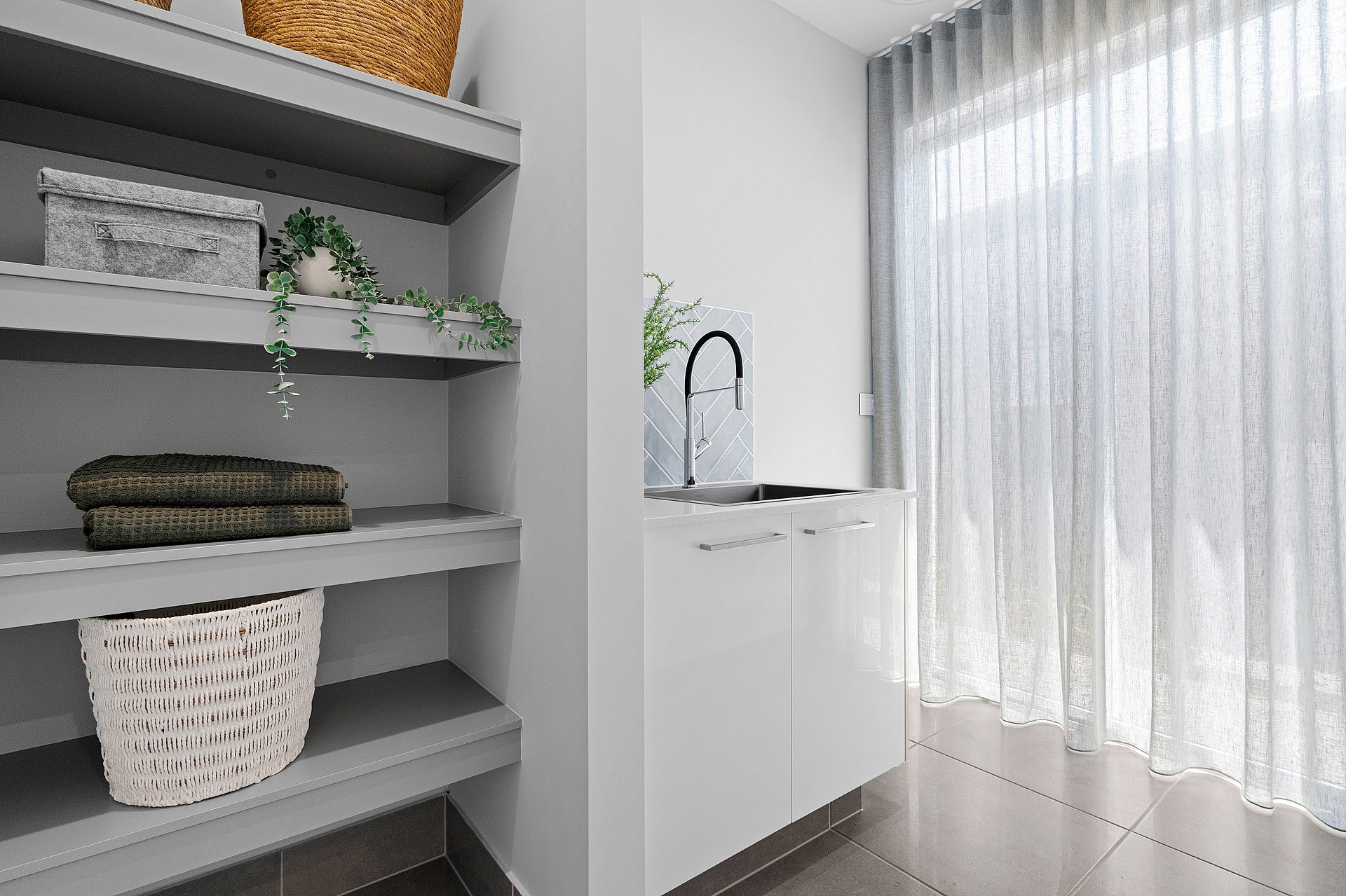 Oakland Tarneit Laundry