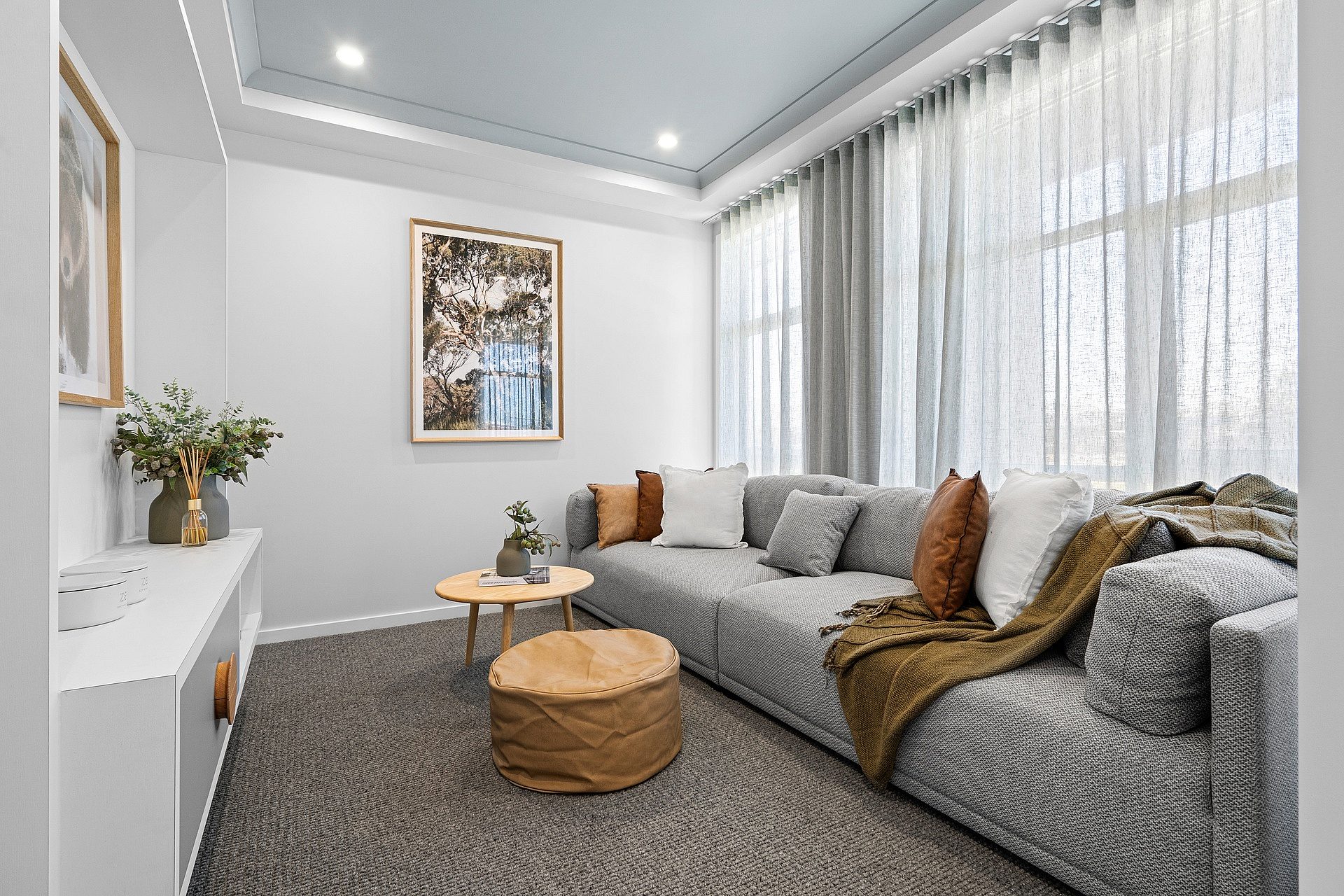 Oakland Tarneit Theatre