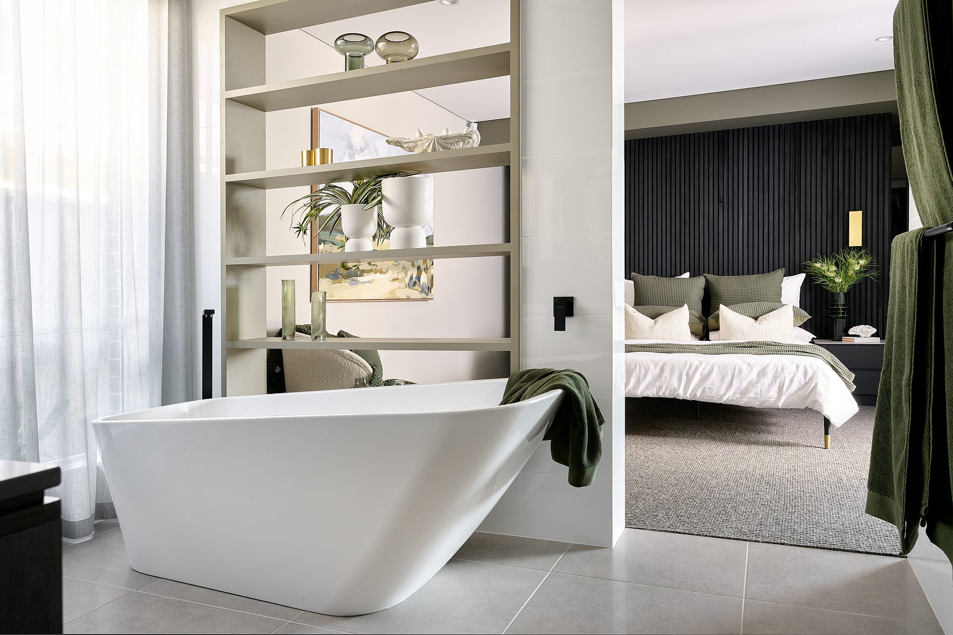 Ensuite Manhattan Home Group 2