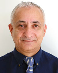 Dr Ravinder Ogra