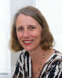 Dr Fiona Stewart