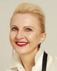 Dr Katarzyna Mackenzie