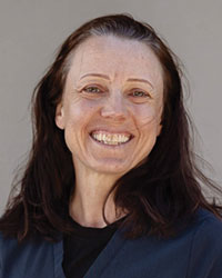 Dr Kim Hurst